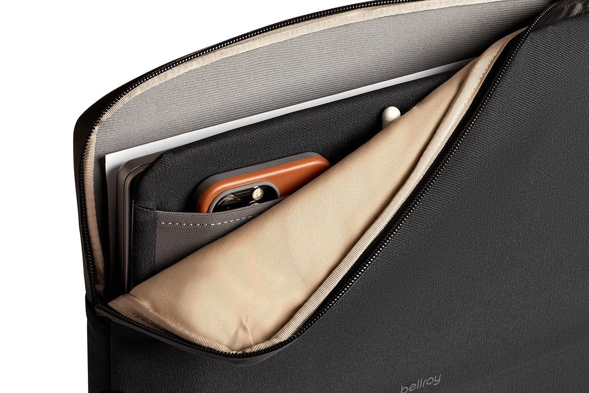 Bellroy Laptop Caddy 14" in Black - Getoutside Shoes