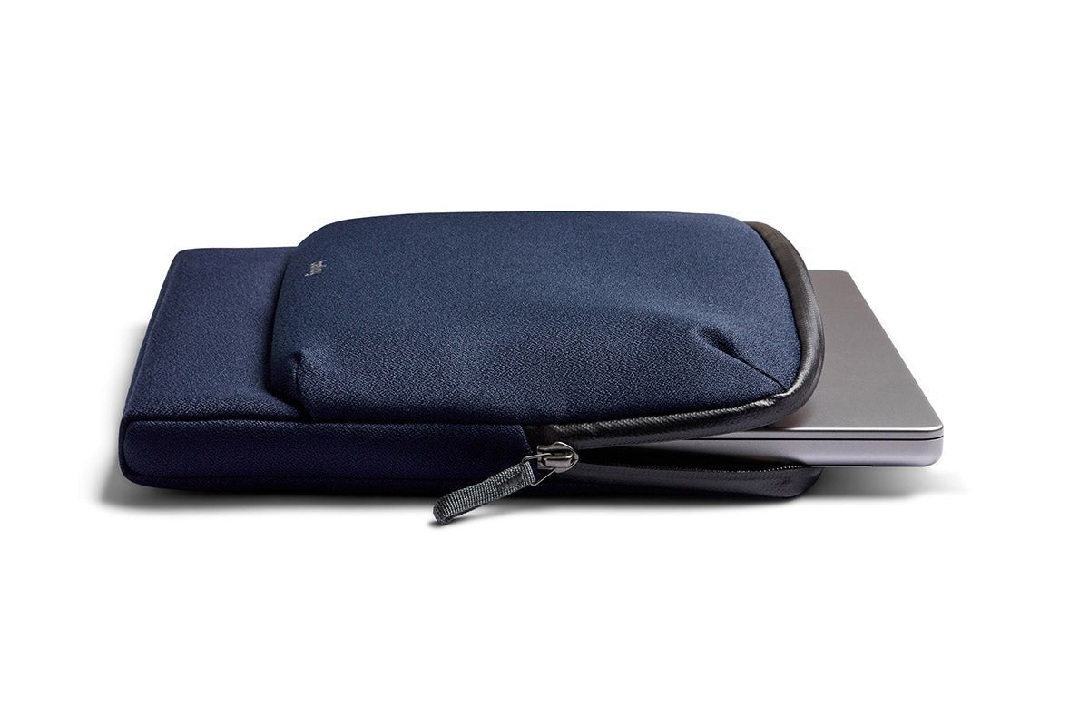 Bellroy Laptop Caddy 14" in Black - Getoutside Shoes