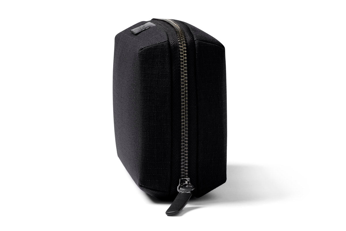 Bellroy Tech Kit in Black - Getoutside Shoes