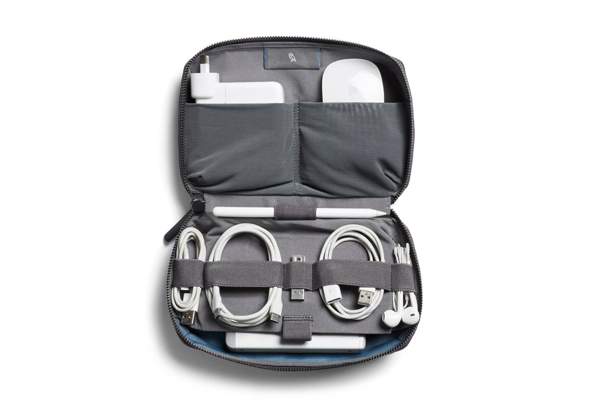 Bellroy Tech Kit in Black - Getoutside Shoes