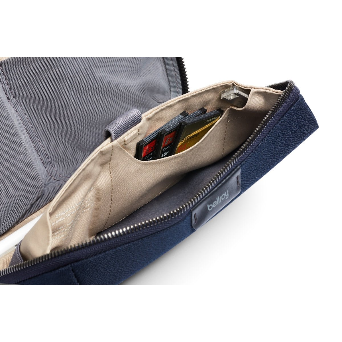 Bellroy Tech Kit in Navy - Getoutside Shoes