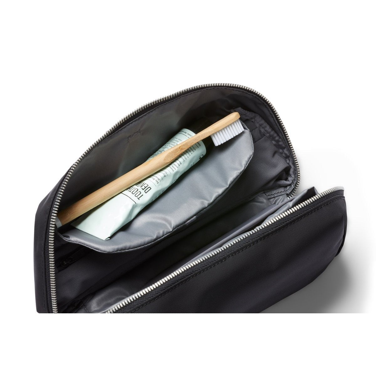 Bellroy Toiletry Kit Plus in Black - Getoutside Shoes