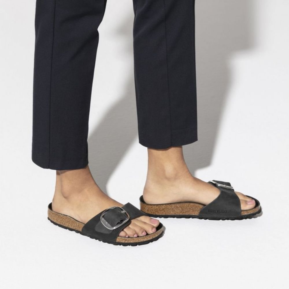 Birkenstock Women's Madrid Big Buckle Oiled Leather in Black - Getoutside Shoes