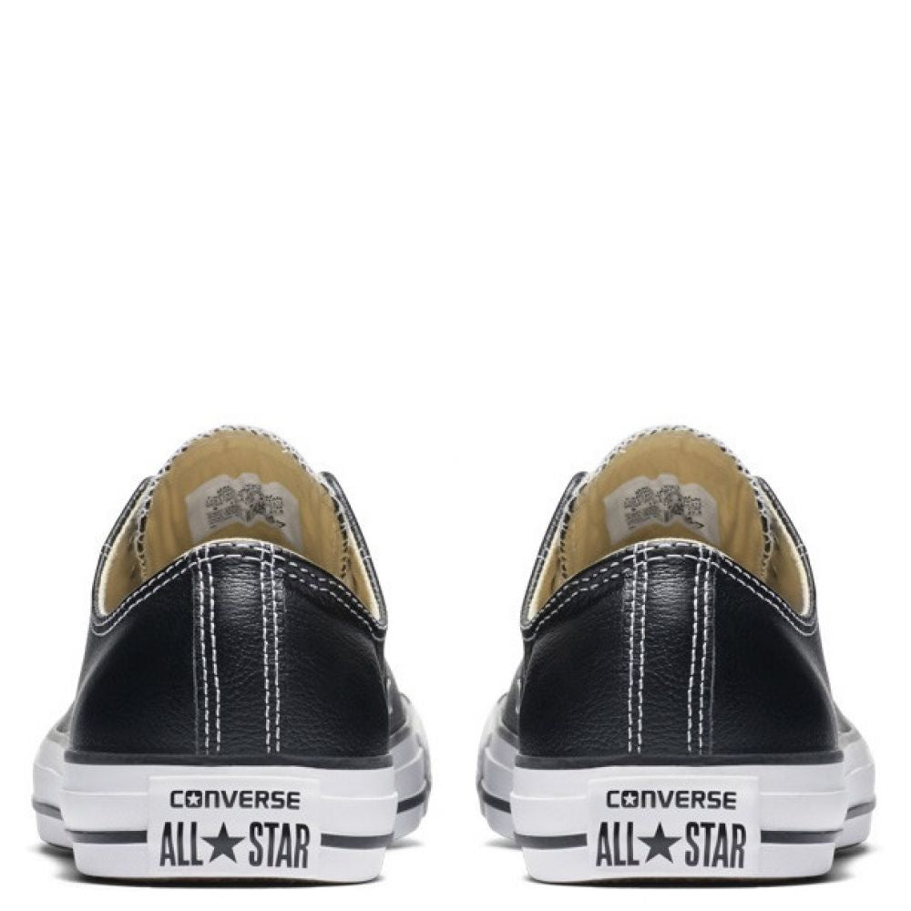 Converse Chuck Taylor All Star Leather Low Top in Black