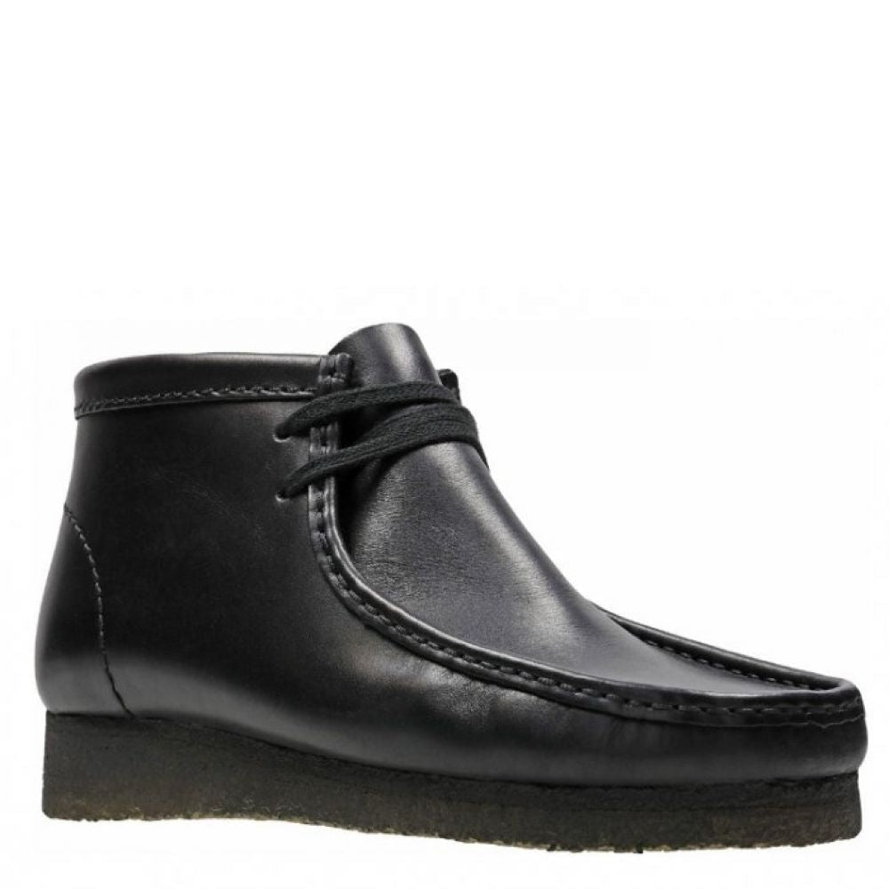 Clarks Men's Wallabee Boot in Black Leather - Getoutside Shoes