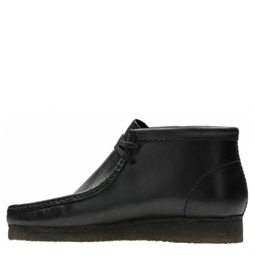Clarks Men's Wallabee Boot in Black Leather - Getoutside Shoes