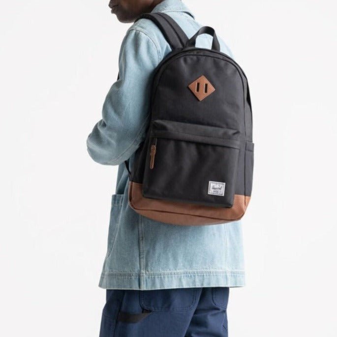 Herschel Heritage Backpack in Black - Getoutside Shoes