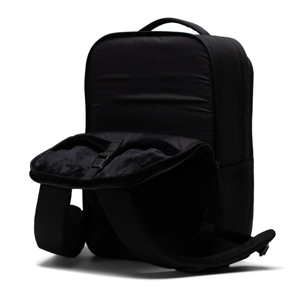 Herschel Kaslo Backpack Tech in Black - Getoutside Shoes