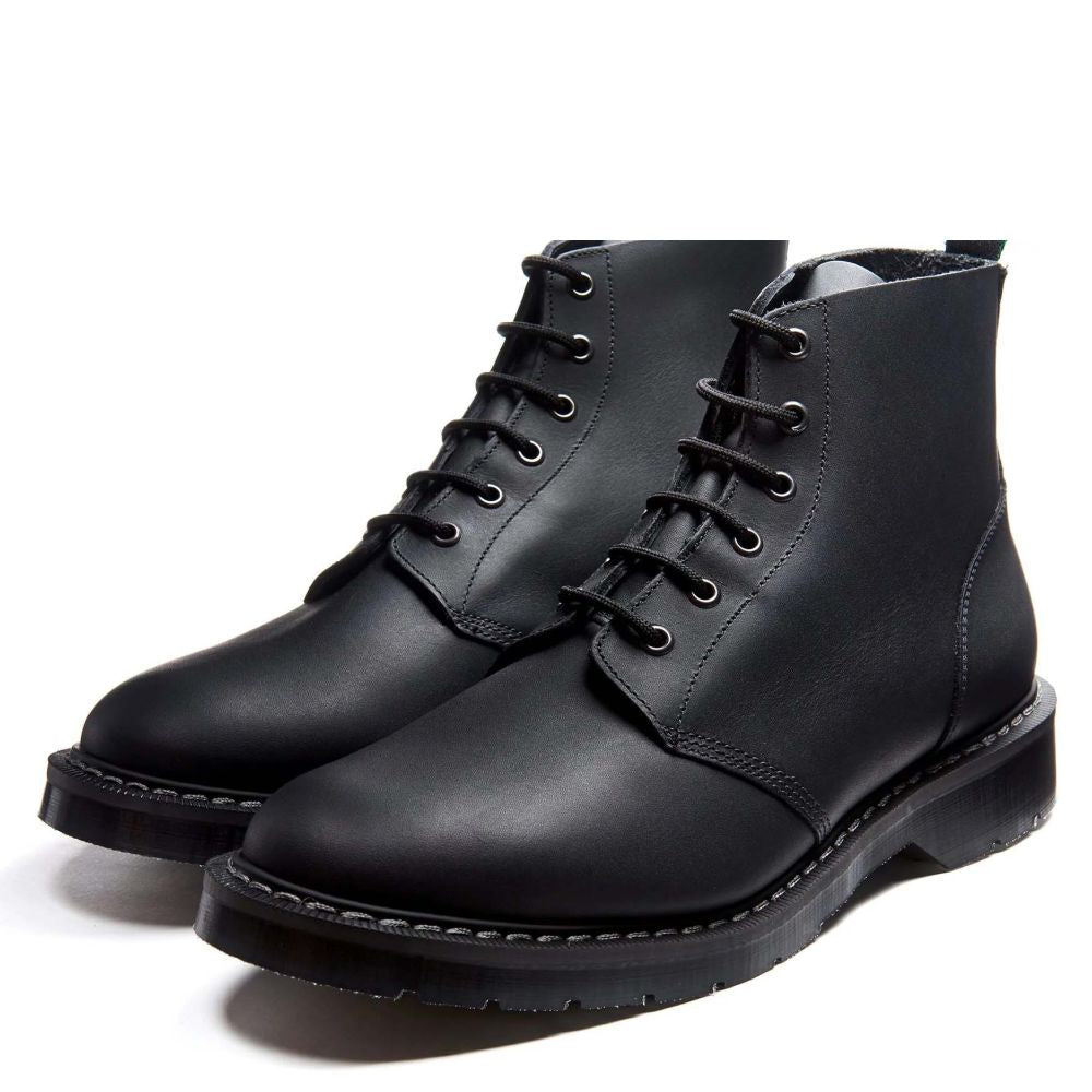 Solovair 6 Eye Astronaut Boot in Black Greasy - Getoutside Shoes