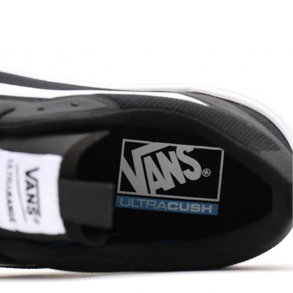 Vans UltraRange EXO in Black/White - Getoutside Shoes